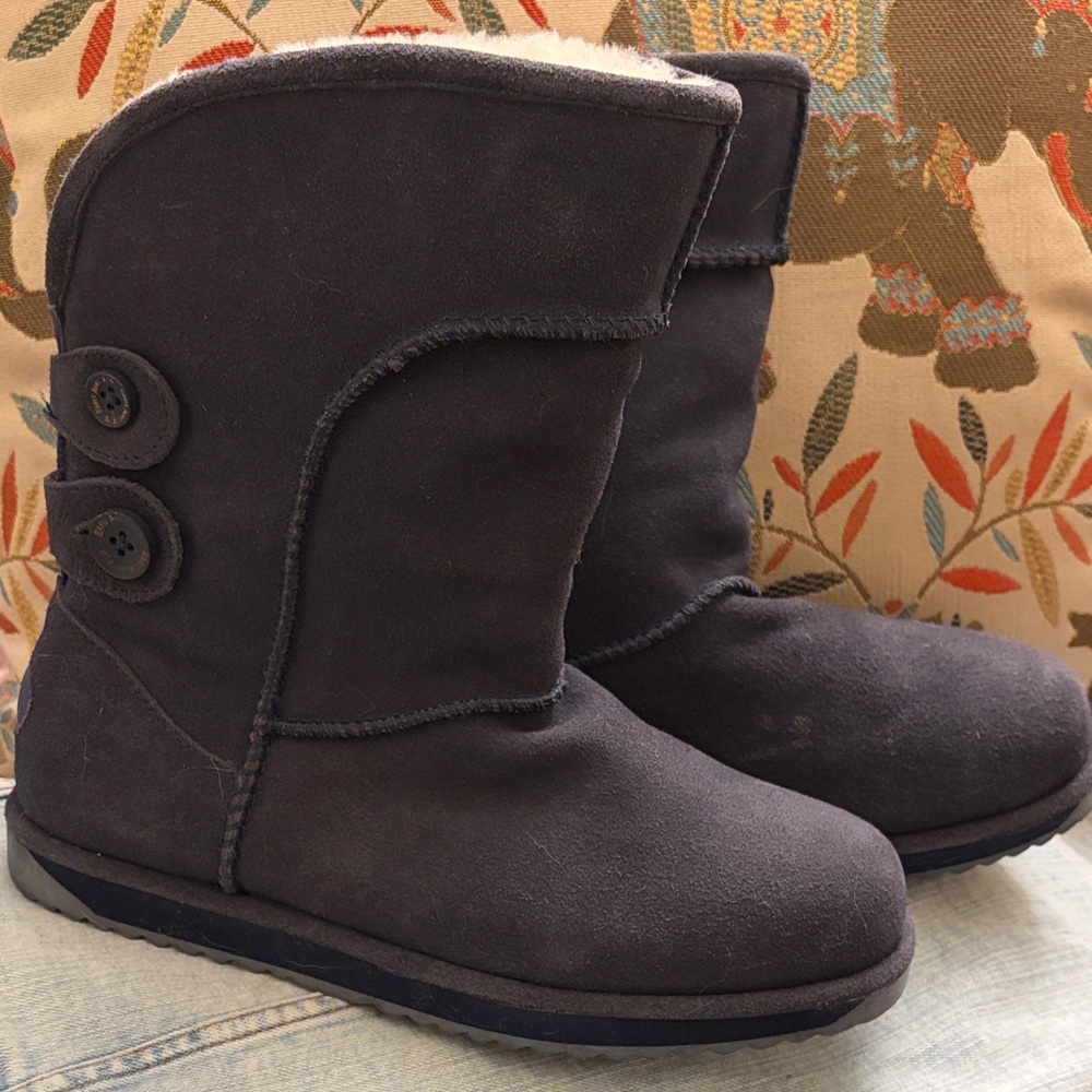 EMU Australia Waterproof Sheepskin Boots Women’s 8 Black 3 Button